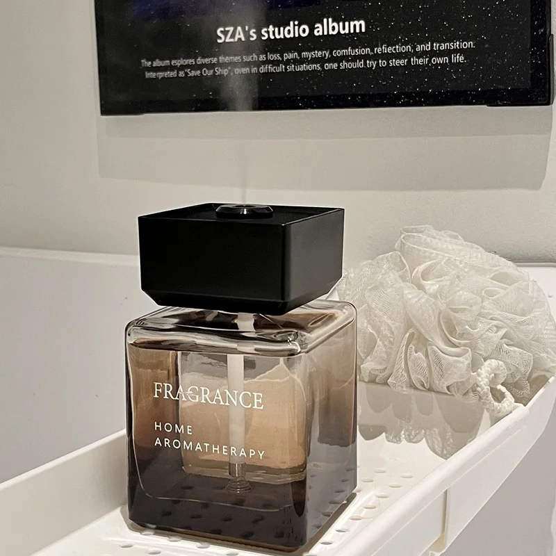 بخاخ عطر منزلي بجودة الفنادق،  - مراجعة Home Bathroom وسعره